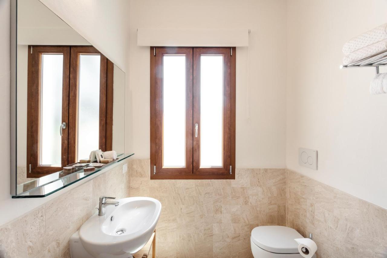 Reef Suites Olbia Exterior foto
